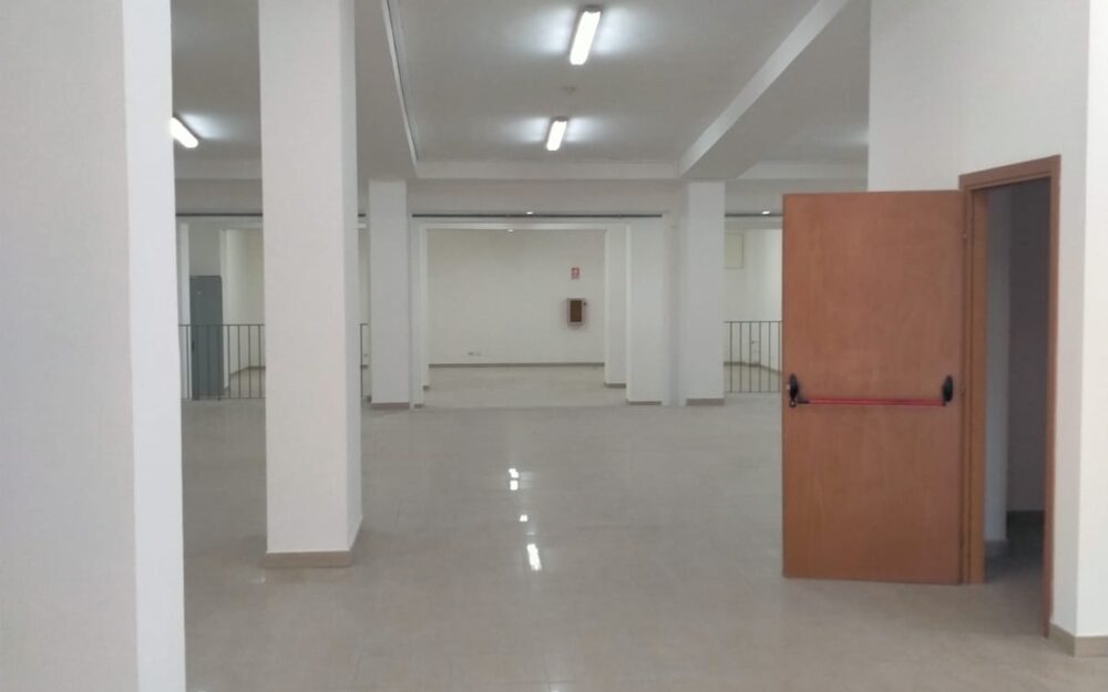 LOCALE COMMERCIALE – VIA TRENTO