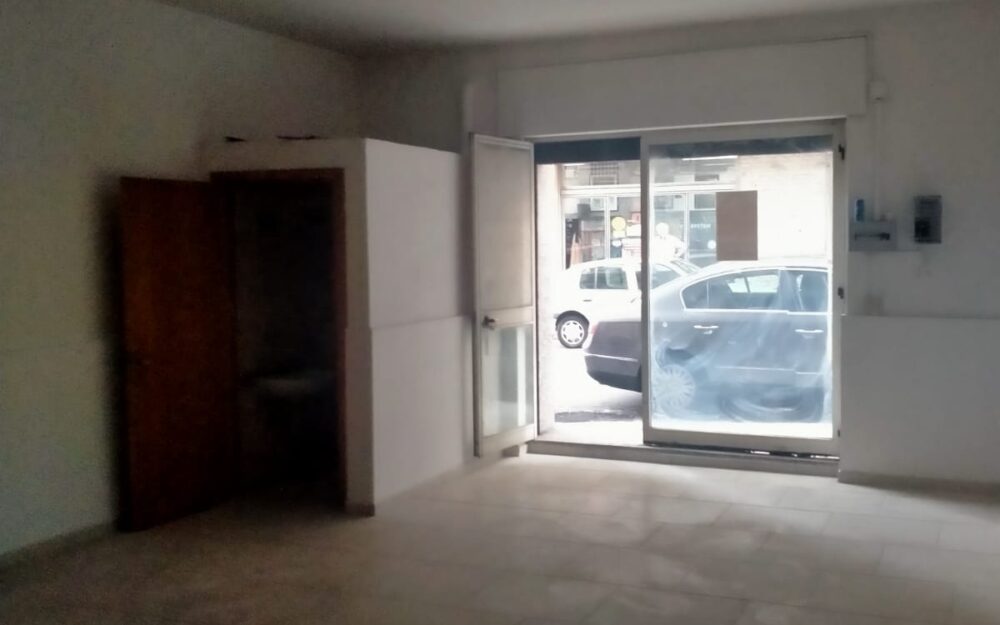 LOCALE COMMERCIALE – VIA MILITE IGNOTO